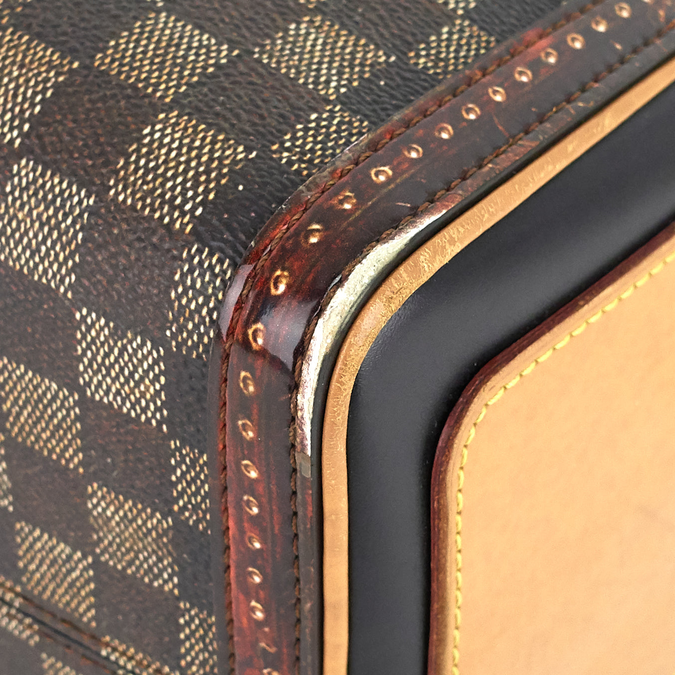Louis Vuitto Speedy Noir 25 BandouliÃ¨re Time Trunk Coated Canvas Bag