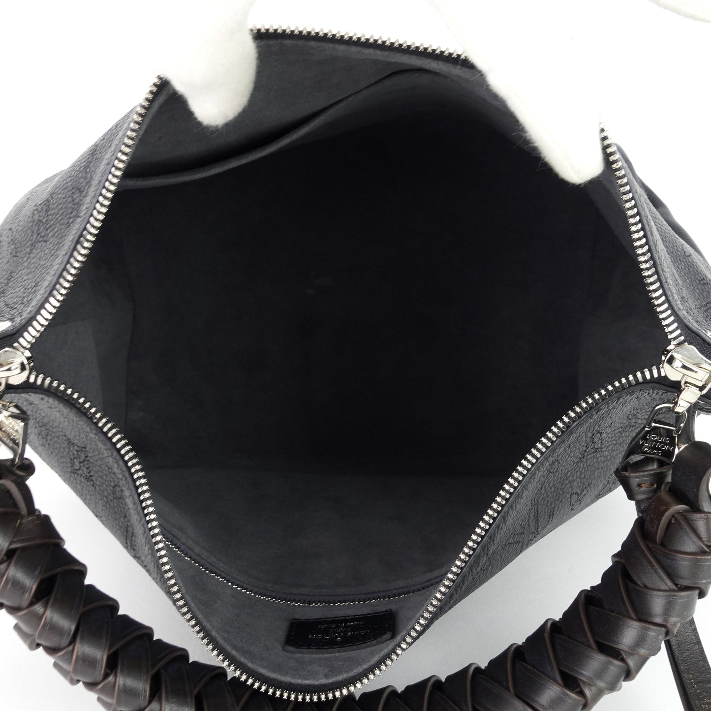Louis Vuitto Beaubourg MM Mahina Leather Hobo Bag