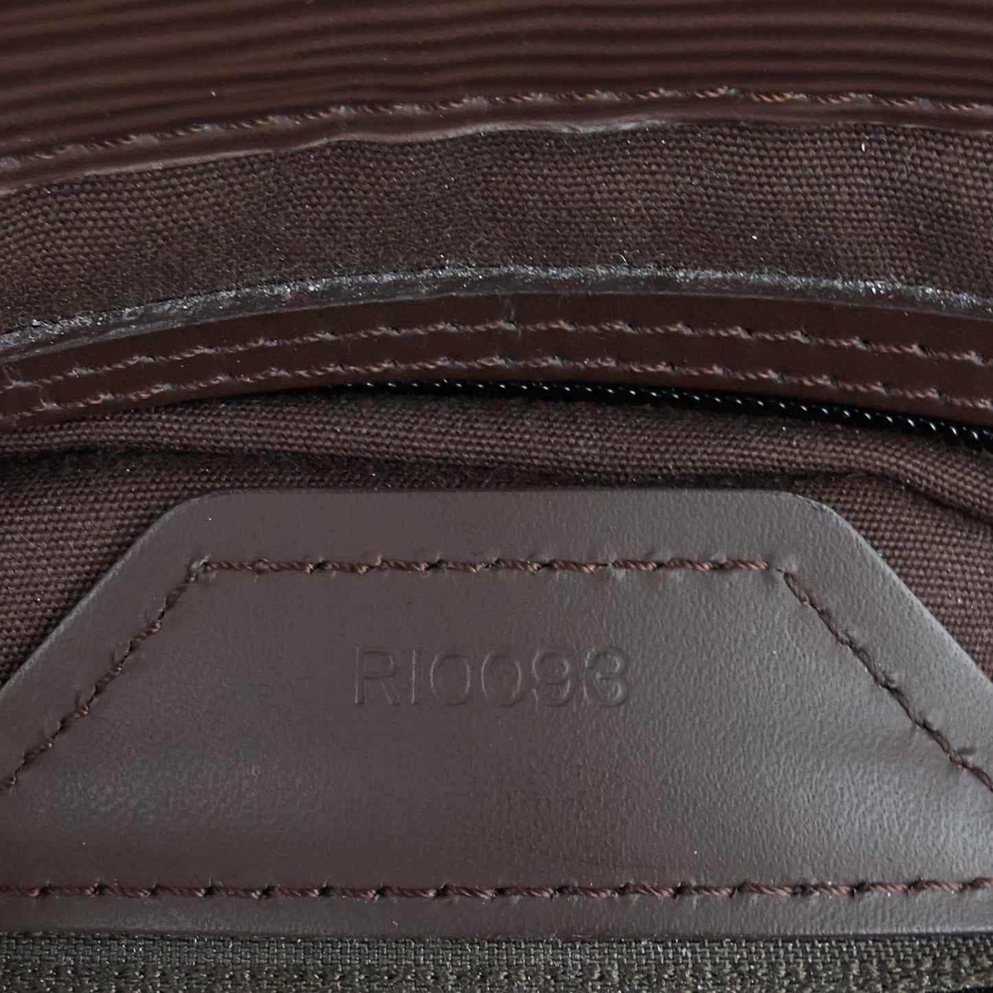 Louis Vuitto Sac Plat GM Brown Epi Leather Bag