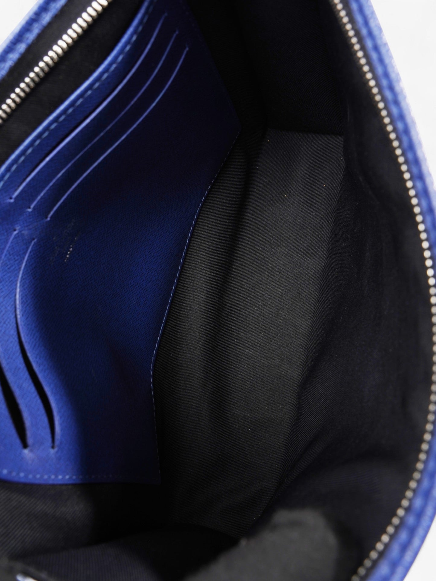 Louis Vuitton Pochette Voyage Monogram Taigarama / Blue Coated Canvas MM