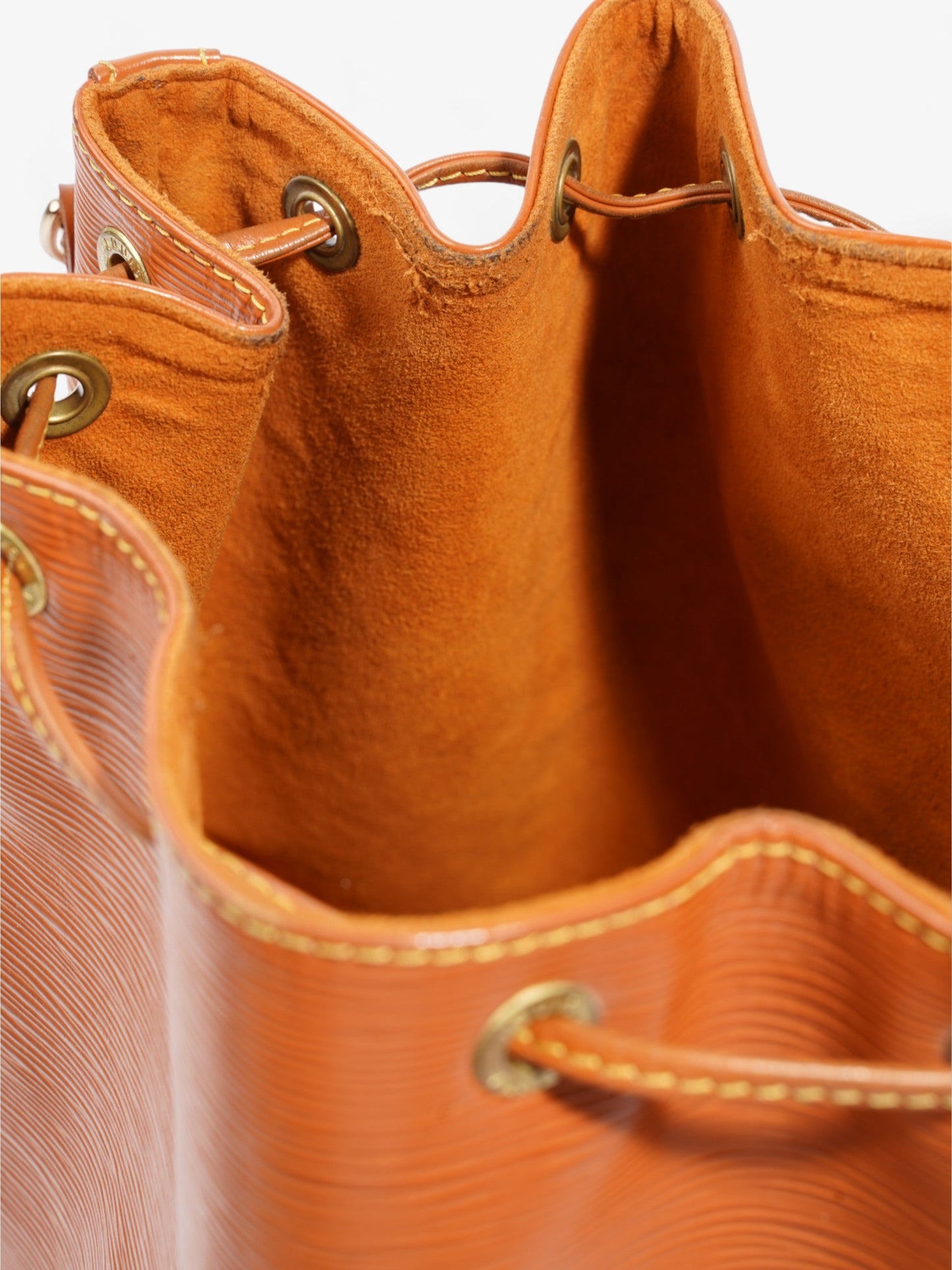 Louis Vuitton No茅 Brown  Epi Leather