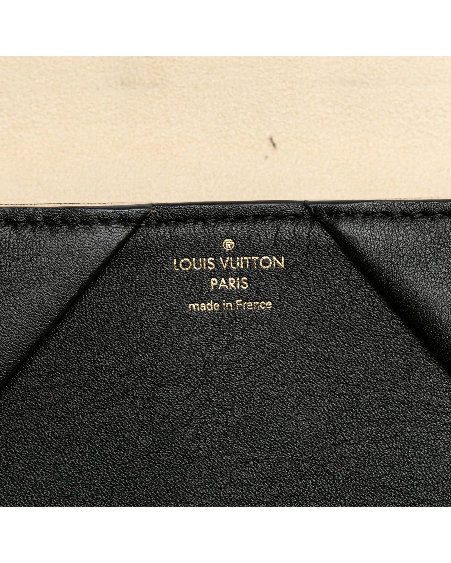 Embellished Leather Bag with Detachable Chain Strap and Twist Lock Closure