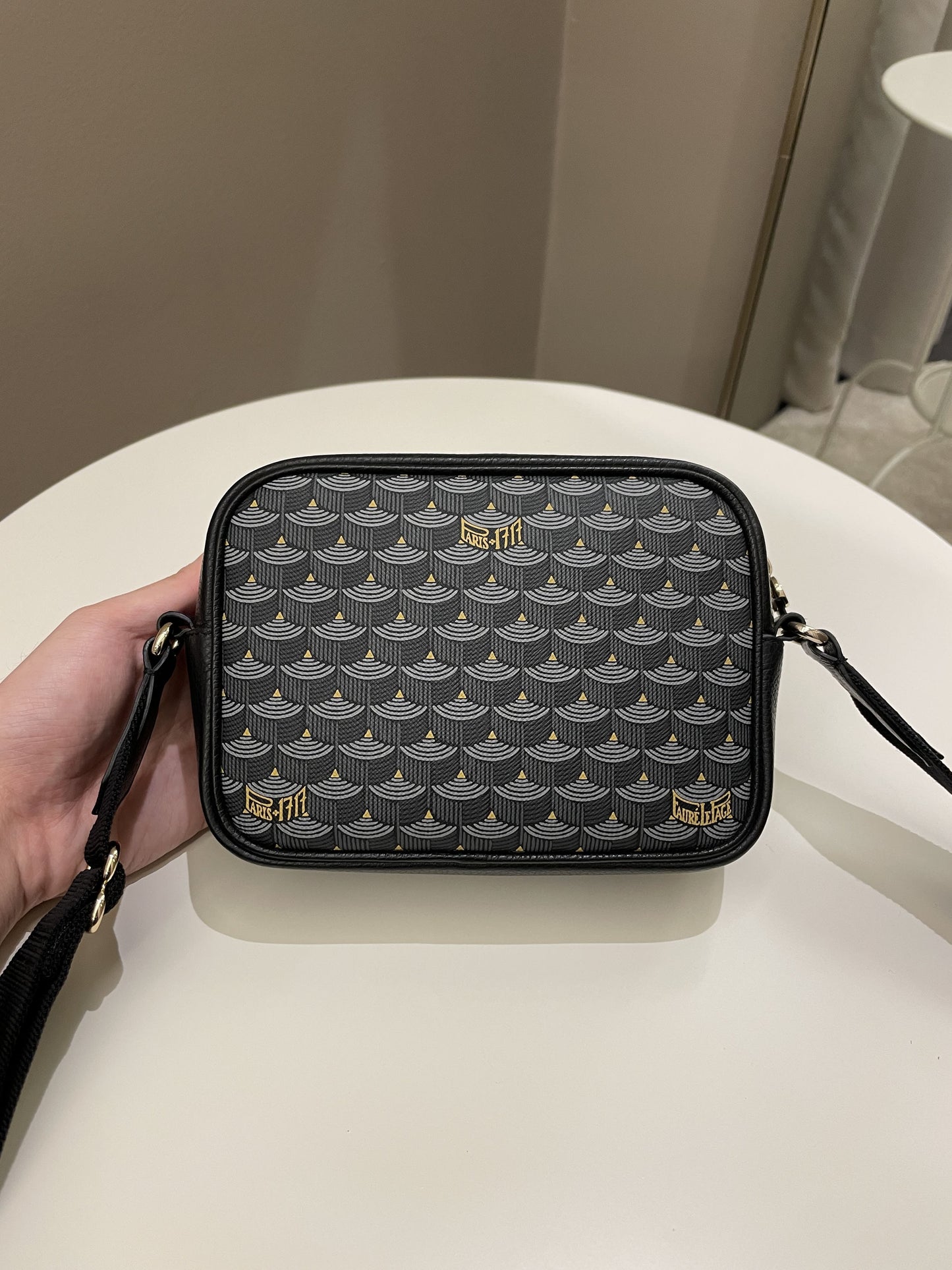 Faure Le Page Hands On 17 Bag Black Canvas Calfskin