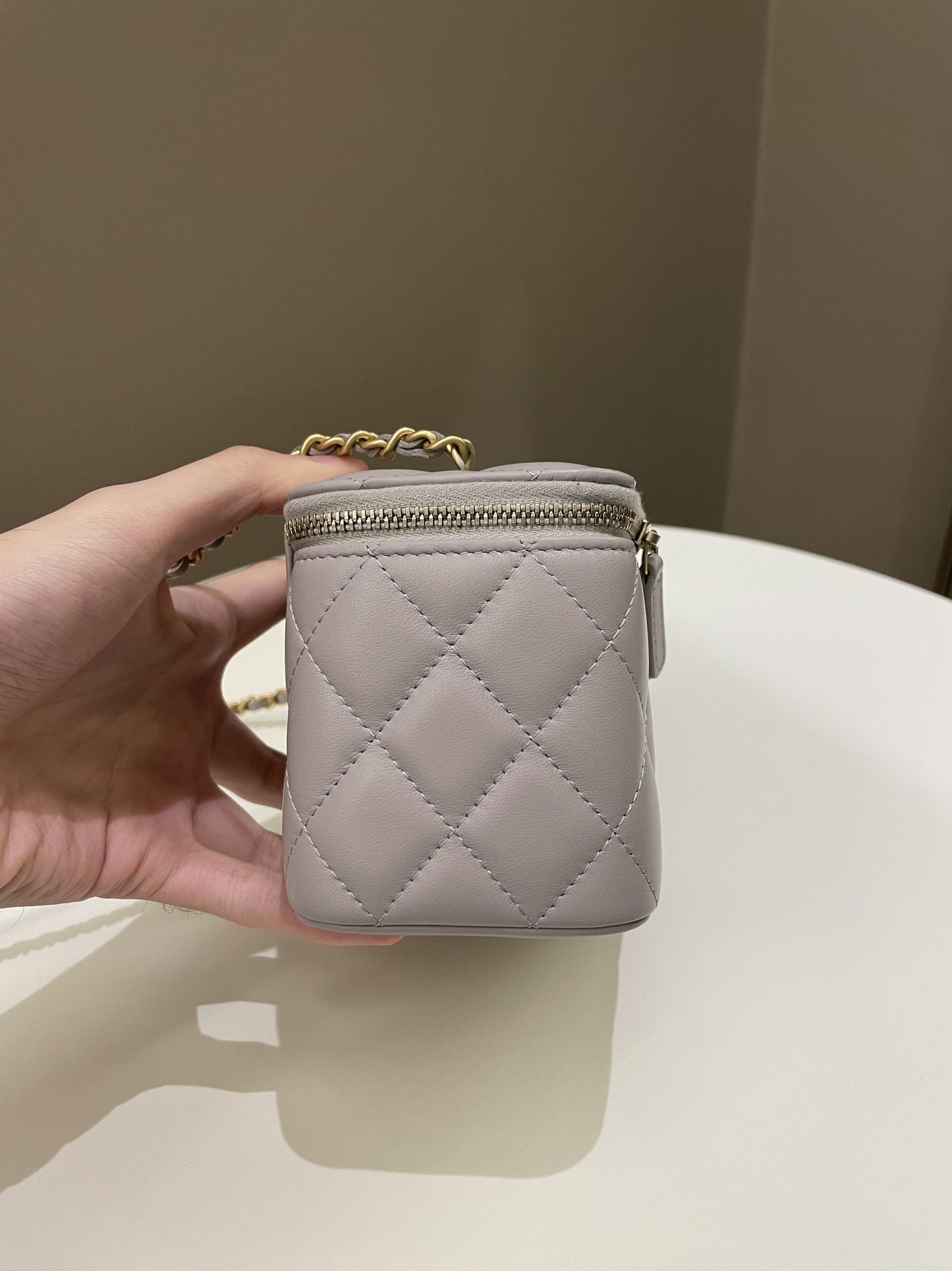 Chanel Quilted Pearl Crush Vanity Rectangular Grey Lambskin