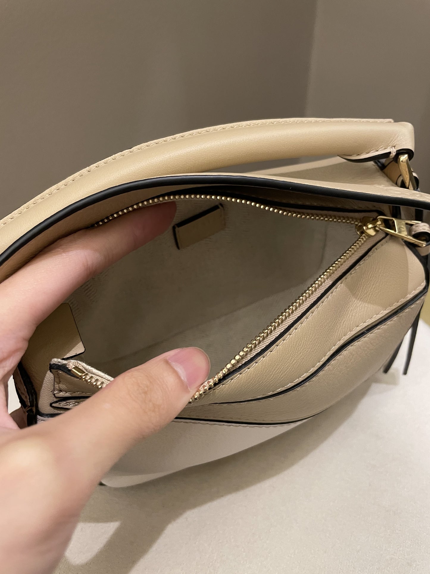 Loewe Puzzle Mini Dusty Beige / Ivory Calfksin