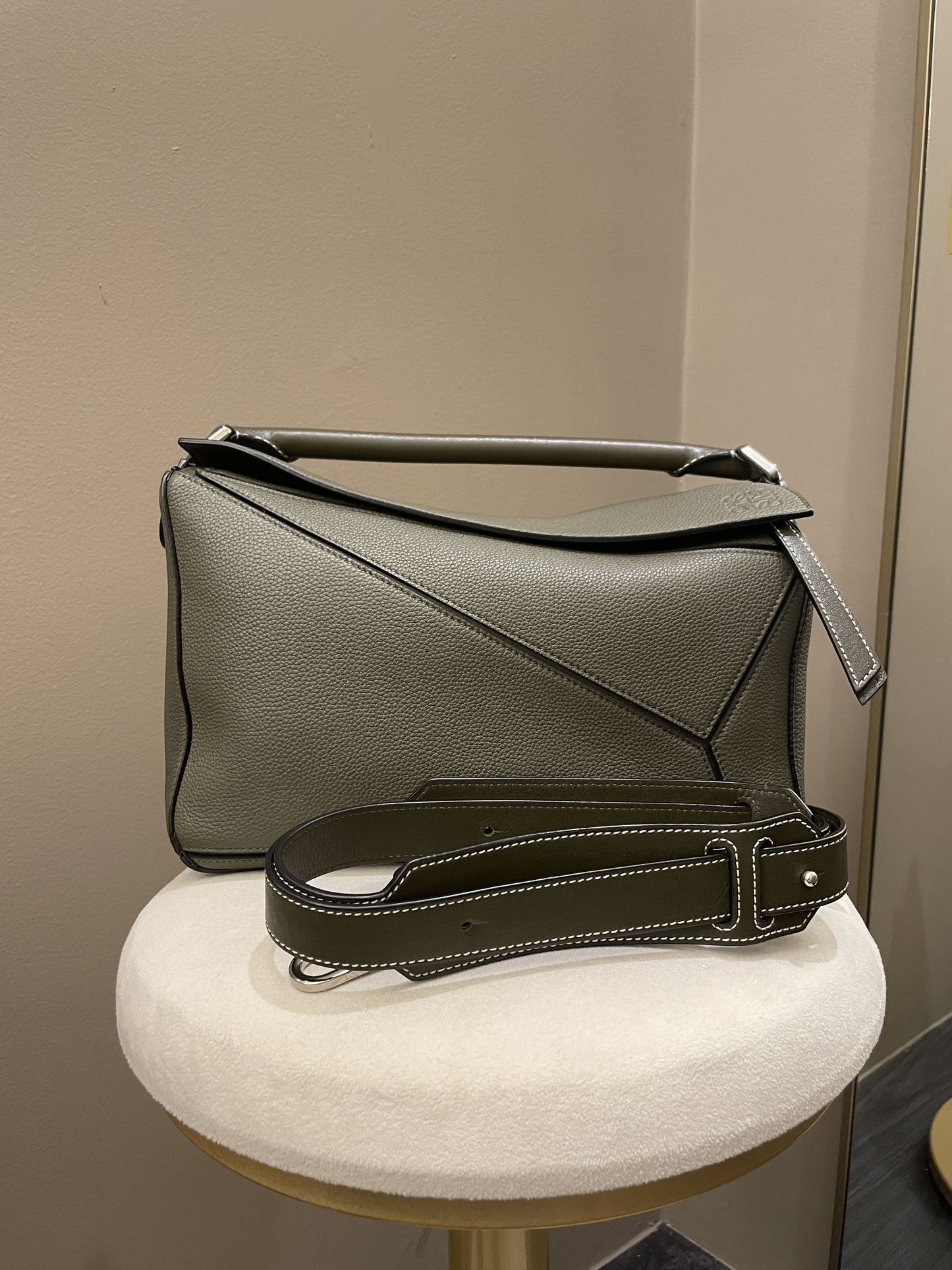 Loewe Puzzle Bag Charcoal Grey Grainy Calfskin