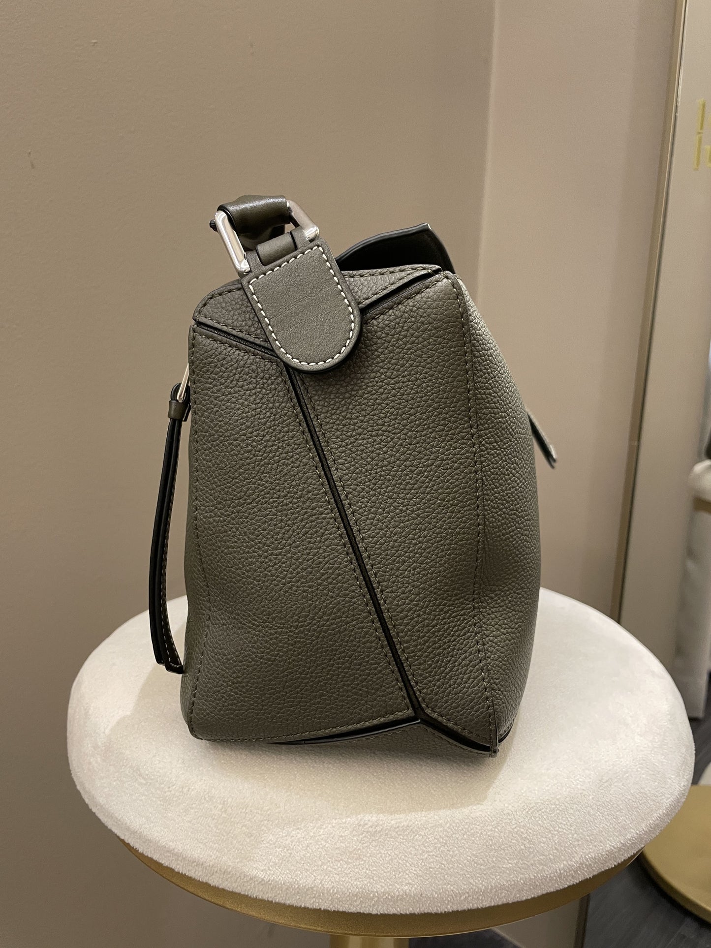 Loewe Puzzle Bag Charcoal Grey Grainy Calfskin