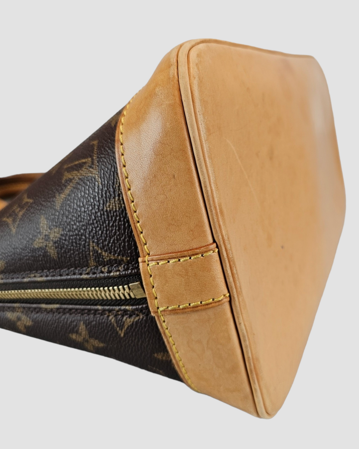 Louis Vuitton Alma PM