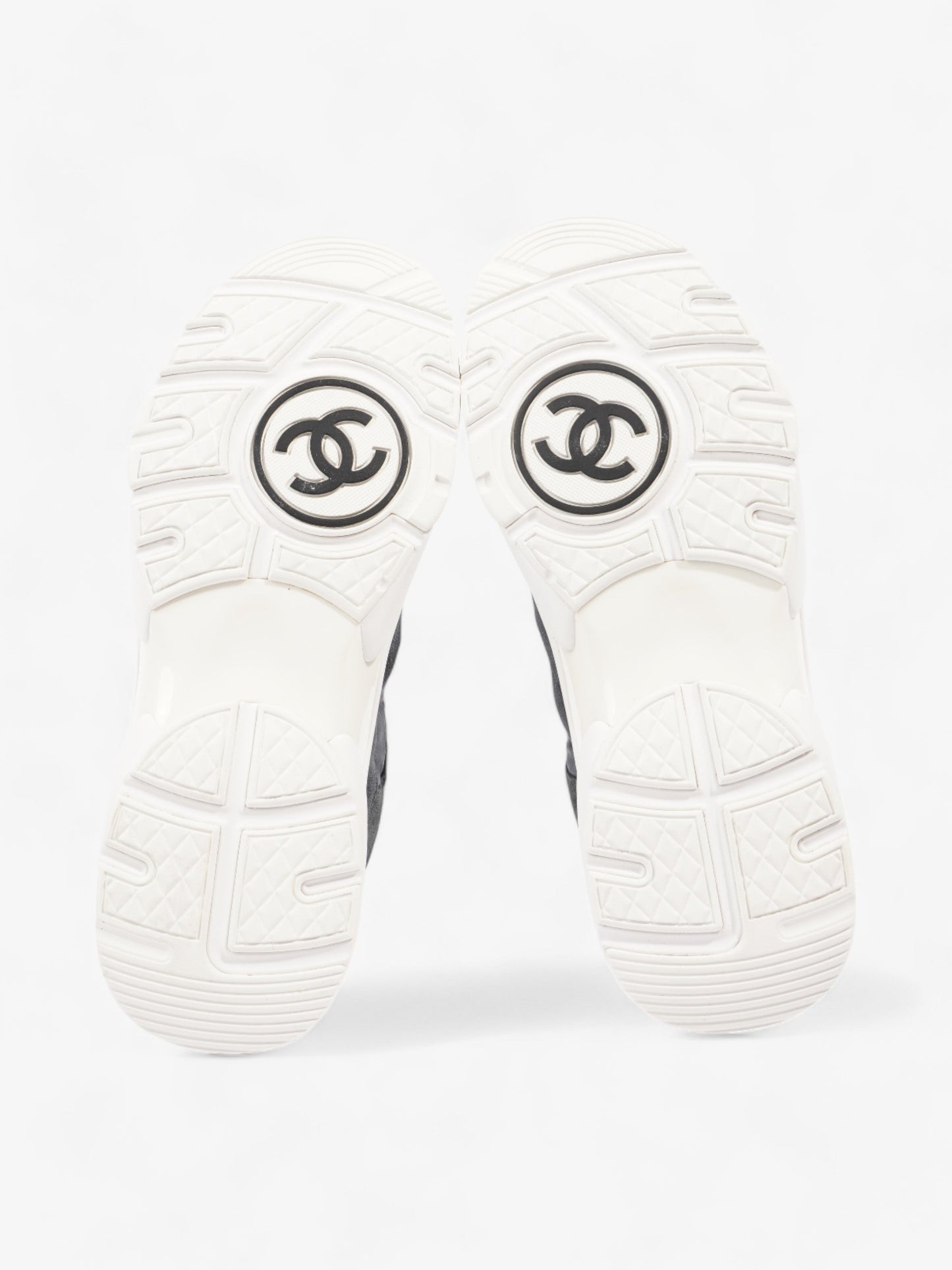 Chanel CC Trainer Black / White Suede EU 39.5 UK 6.5