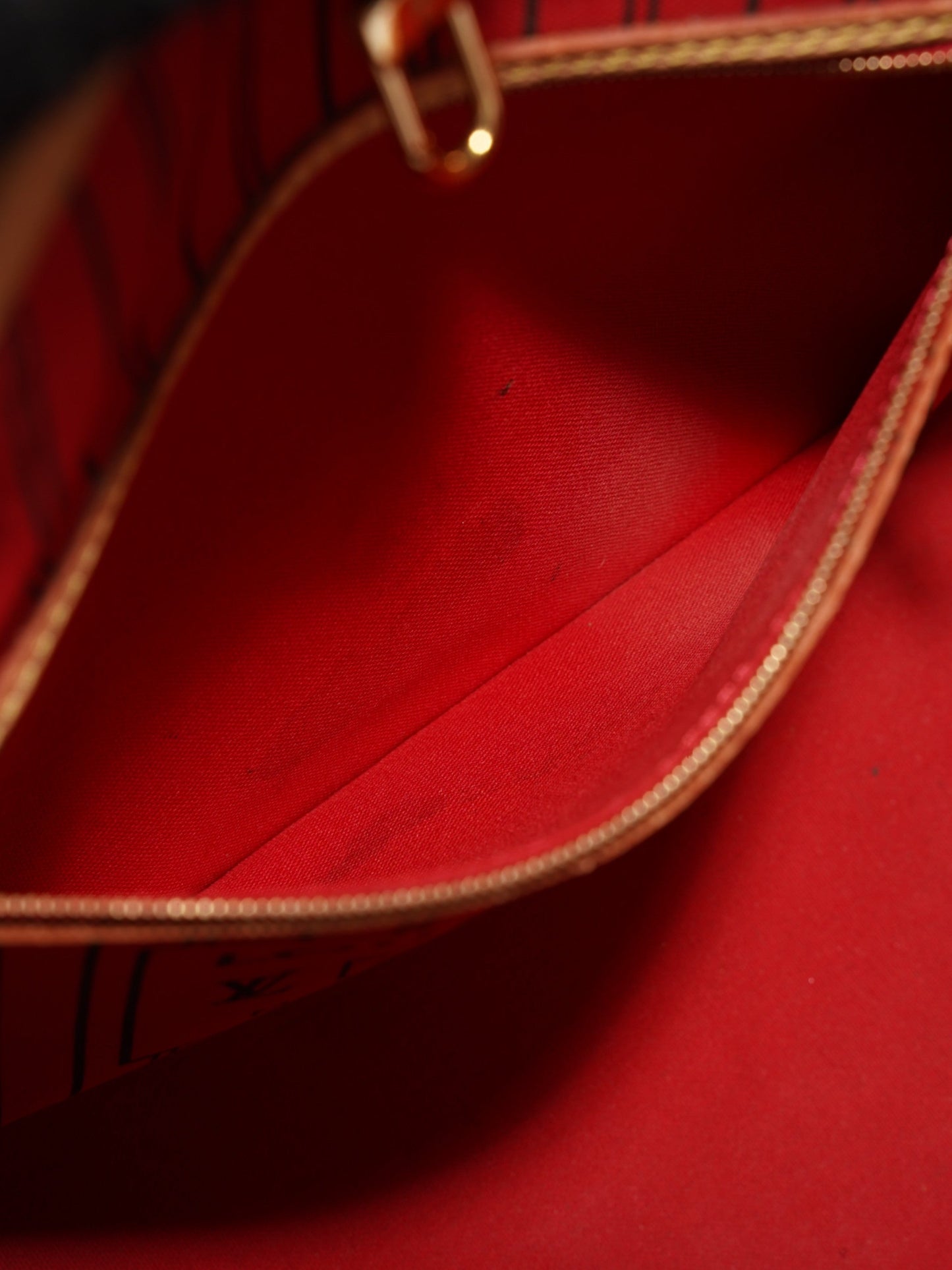 Louis Vuitton Neverfull Monogram Coated Canvas MM