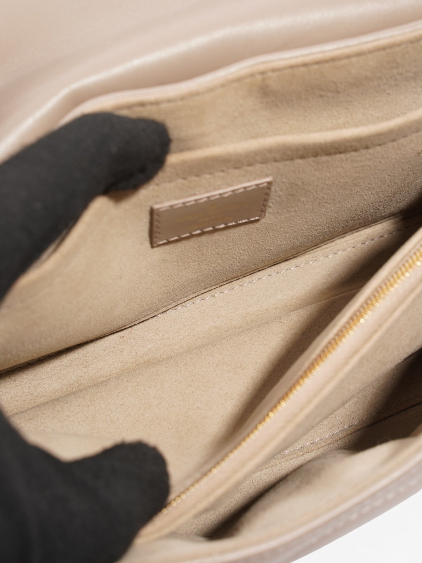 Louis Vuitton New Wave Chain Taupe Calfskin Leather MM