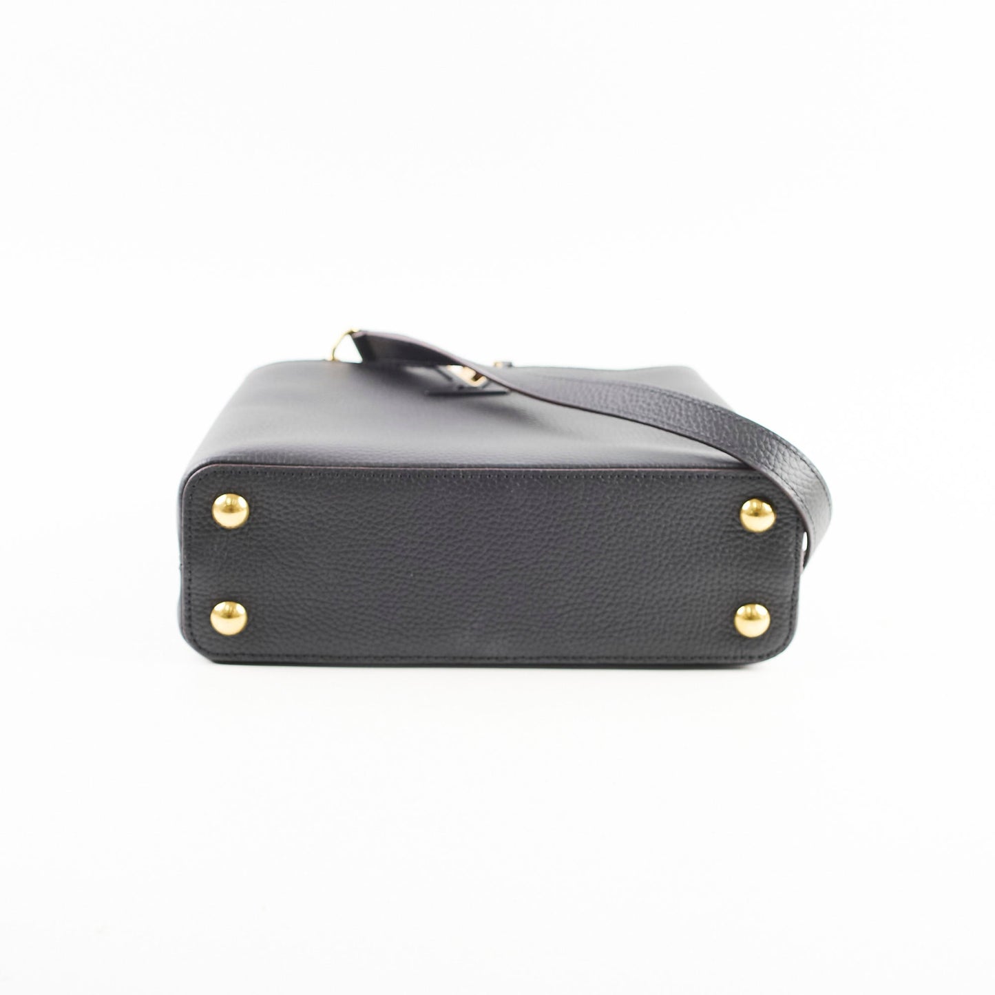 Louis Vuitton Capuucines BB Black