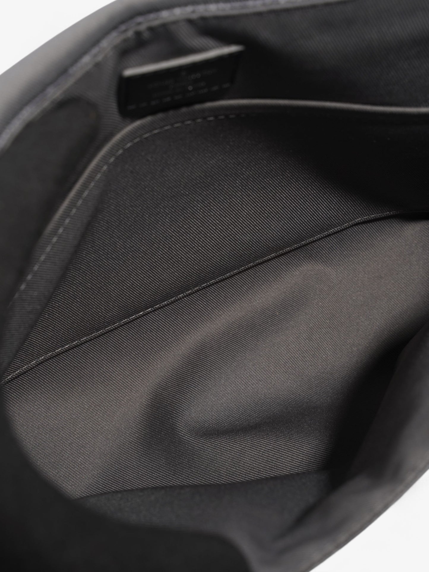Louis Vuitton District Messenger Damier Graphite Coated Canvas PM