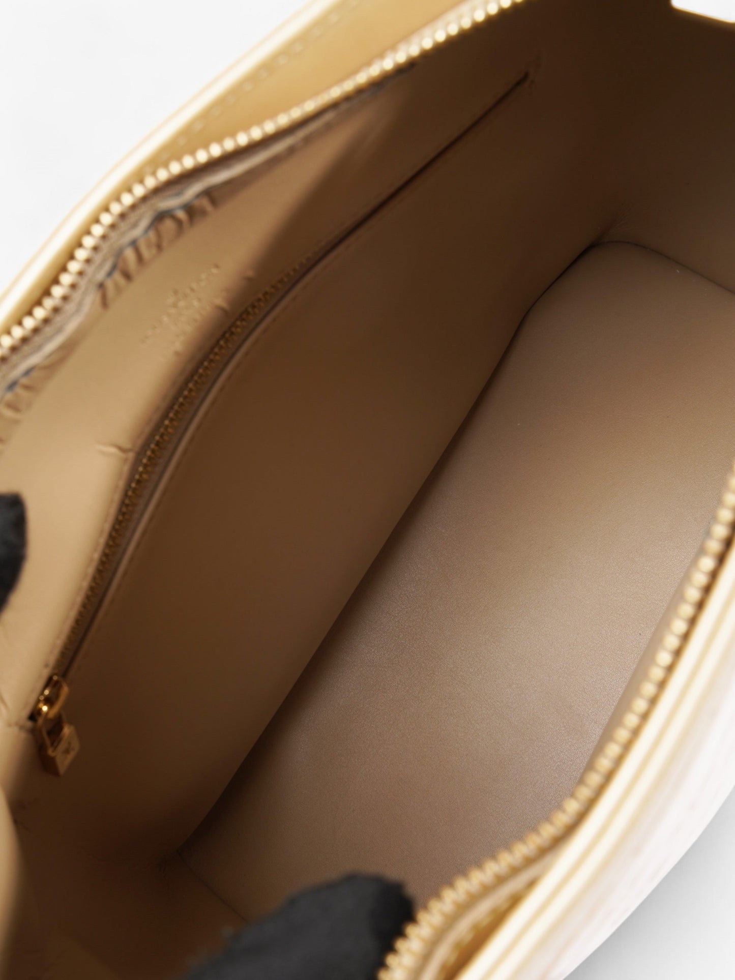 Louis Vuitton Houston Beige Vernis Leather