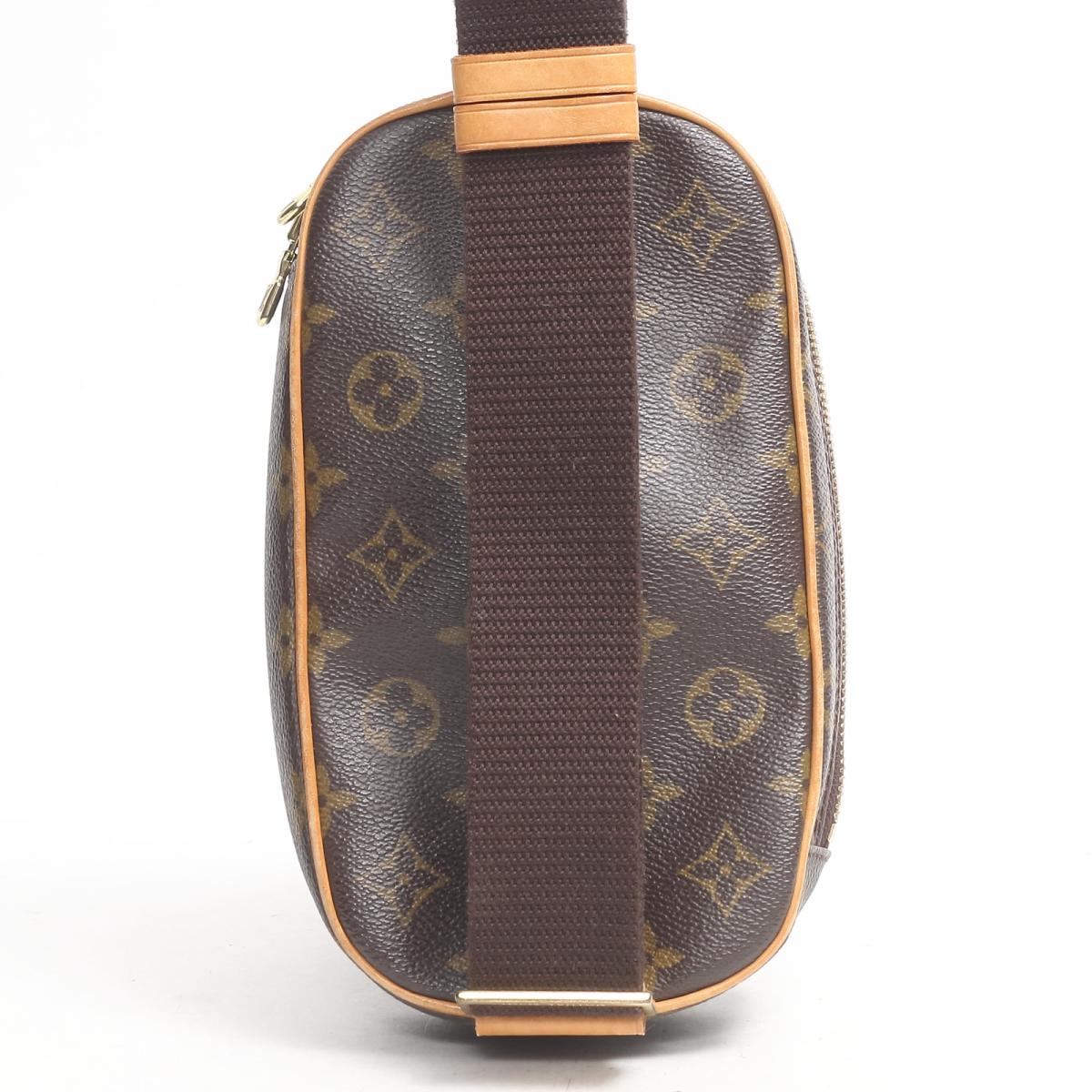 Louis Vuitto Pochette Gange Monogram Canvas Messenger Bag