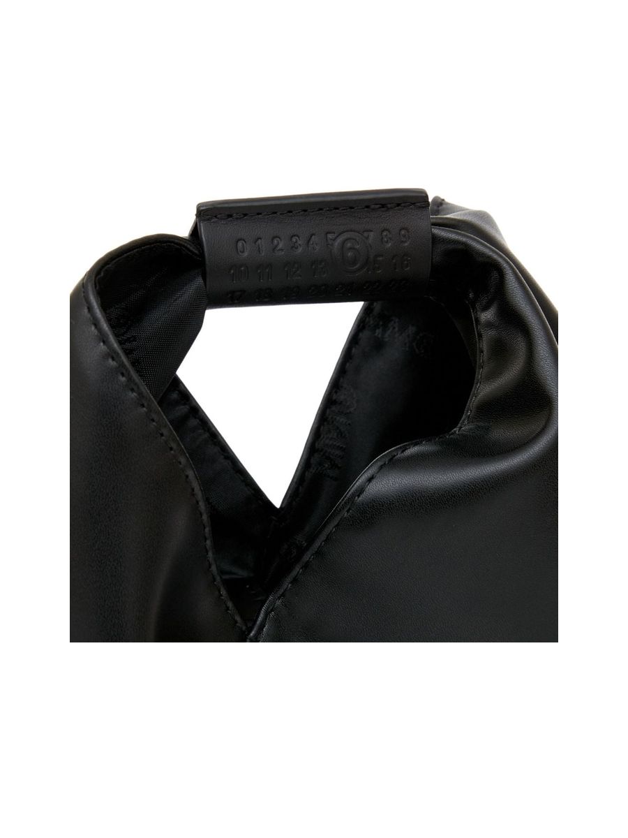 Signature Singlestitch Shoulder Bag