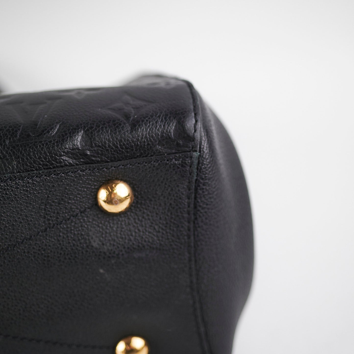 Louis Vuitton Montaigne MM Empreinte Black