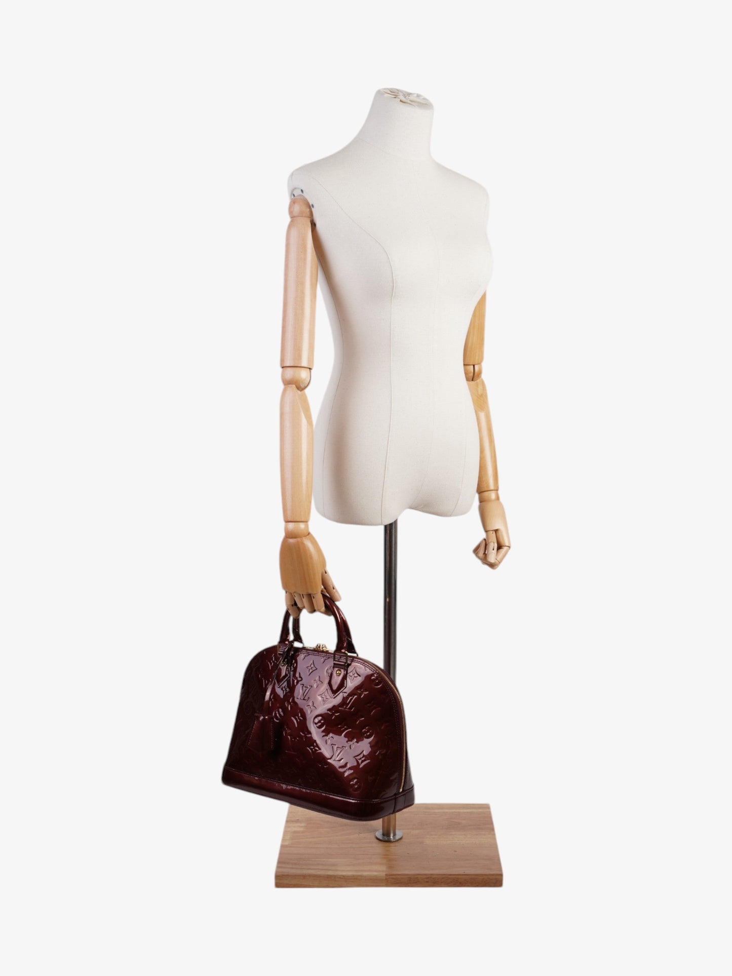 Louis Vuitton Alma Amarante Vernis Leather PM