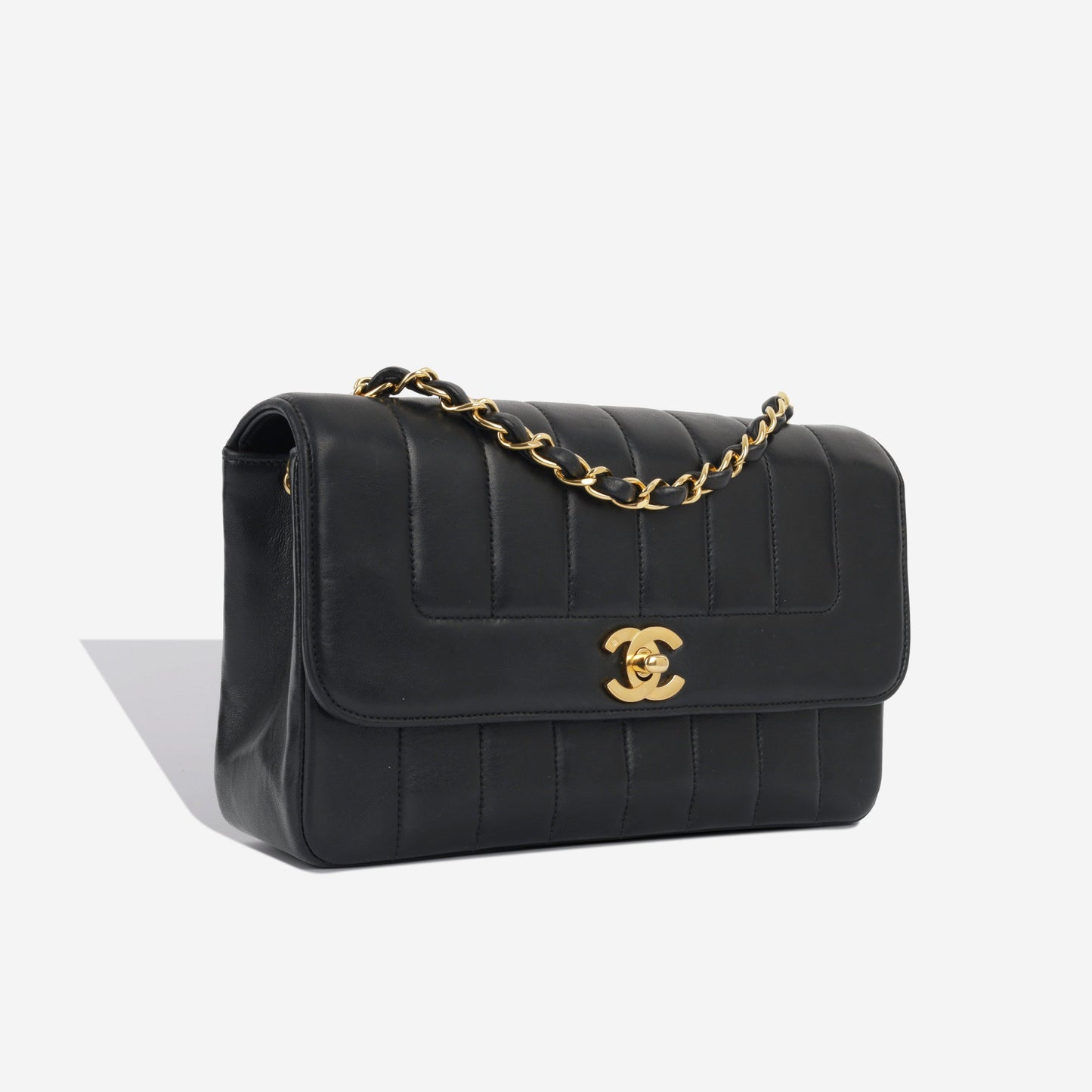 Chanel Vertical Flap Bag - Vintage