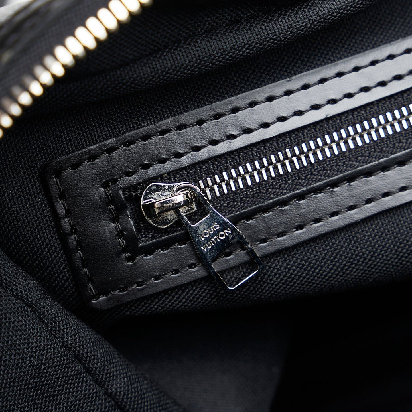 Louis Vuitton Sac Leoh Black Damier Graphite Canvas