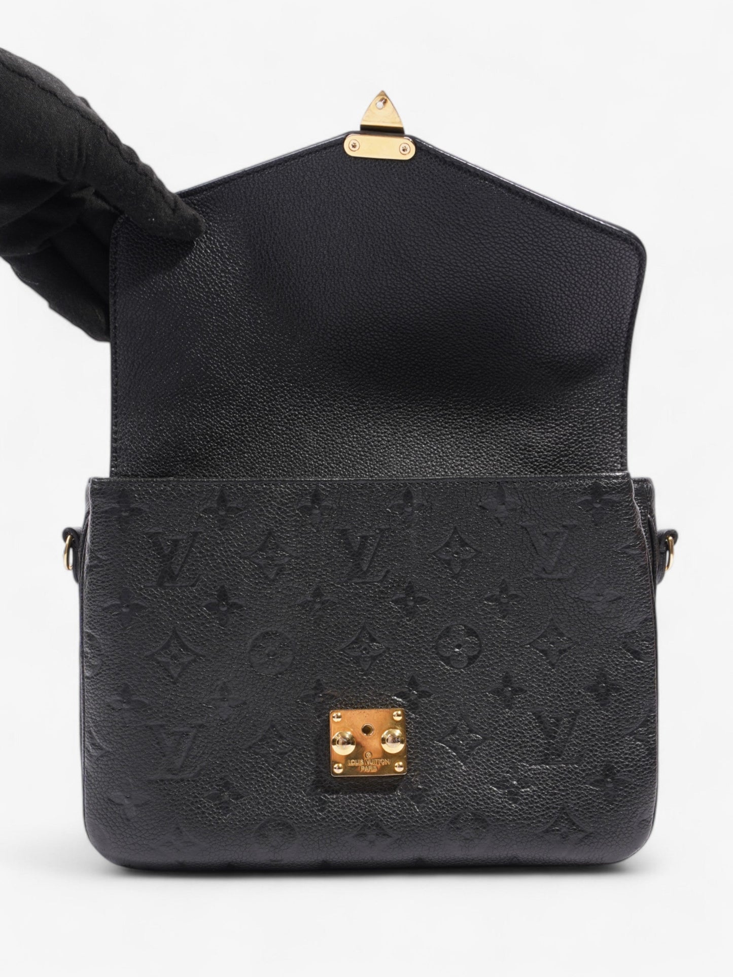 Louis Vuitton Pochette Metis Monogram Empreinte Empreinte Leather MM