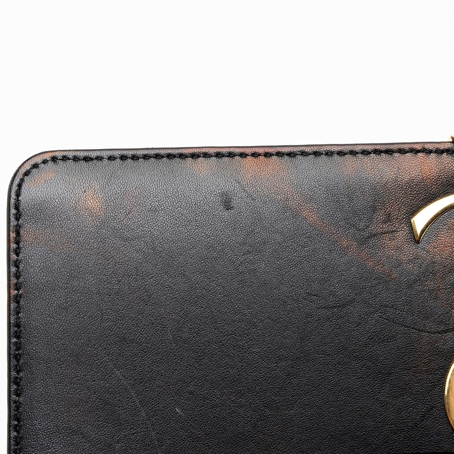 Saint Laurent Matalasse Patent Leather Monogram Vicky Large Shoulder Bag (SHF-zhdP3r)