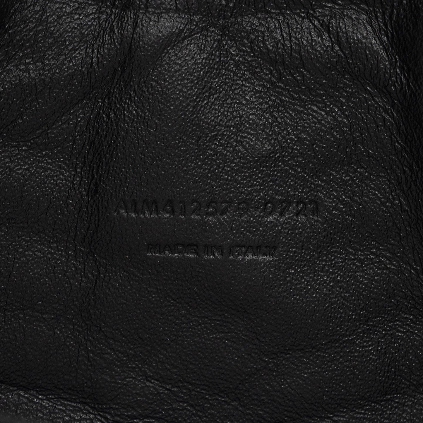 Saint Laurent Matelasse Patent Leather Monogram Lou Mini Camera Bag (SHF-xwMZnb)