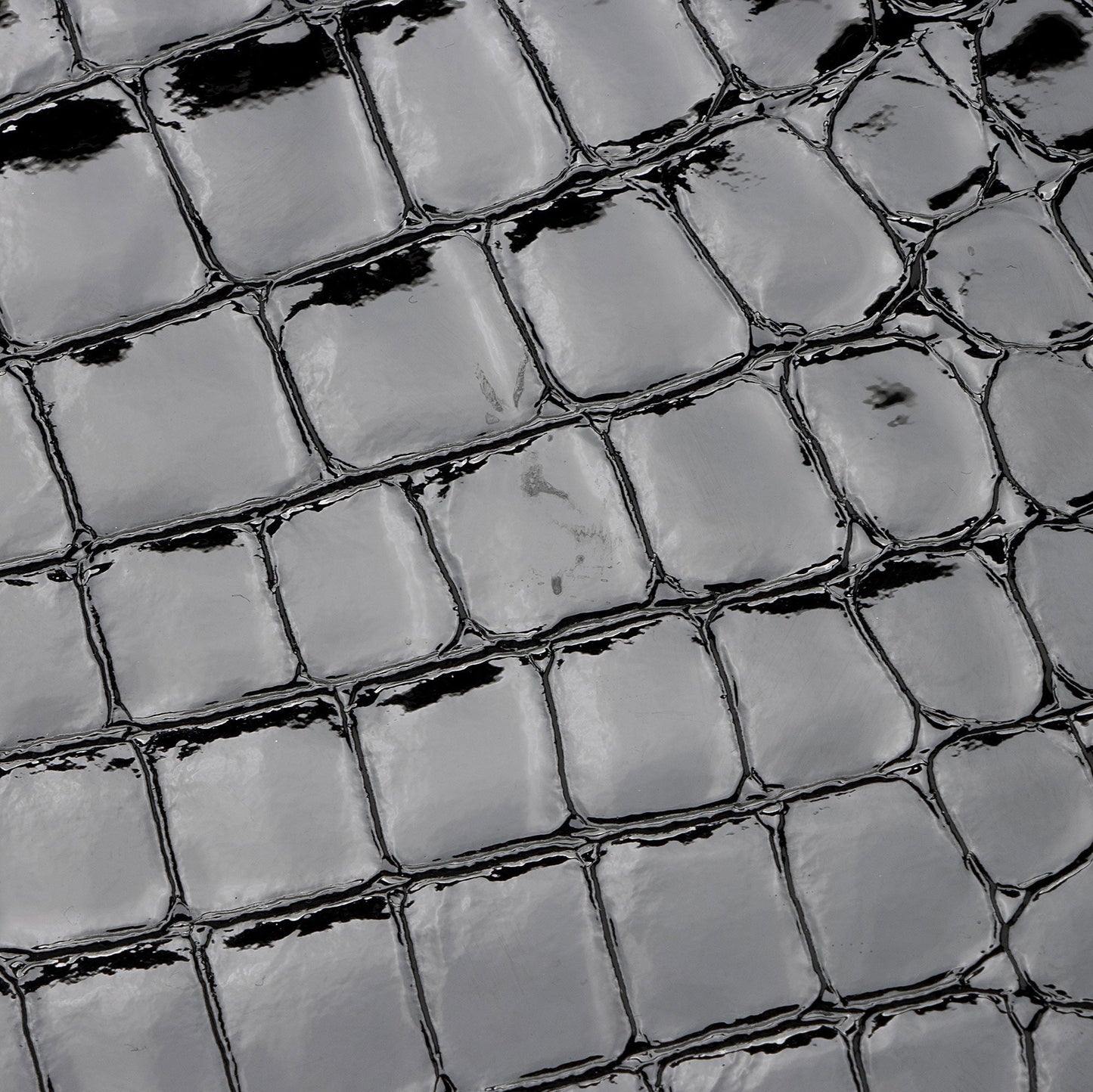 Saint Laurent Patent Croc Embossed Leather Suzanne Medium Hobo (SHF-ob9qRW)