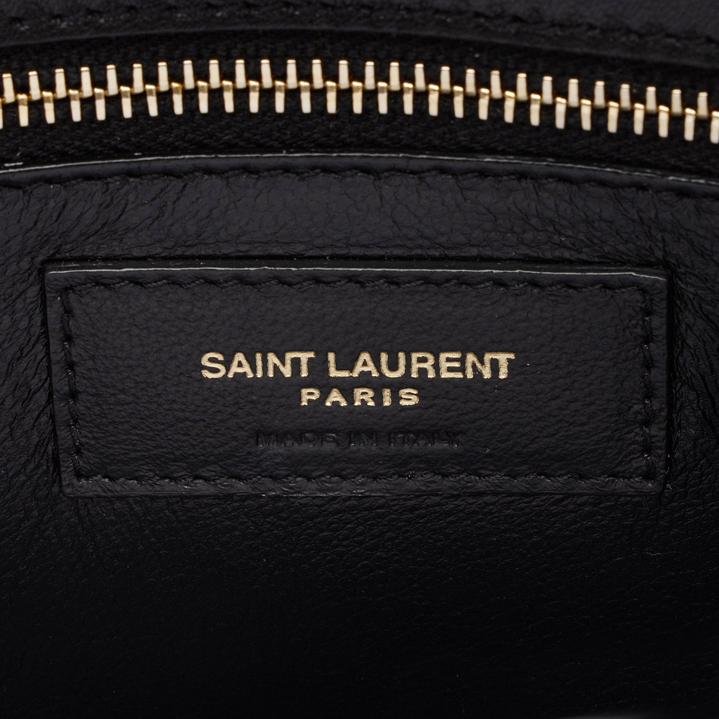 Saint Laurent Patent Leather Monogram Cassandra Medium Chain Bag (SHF-23413)