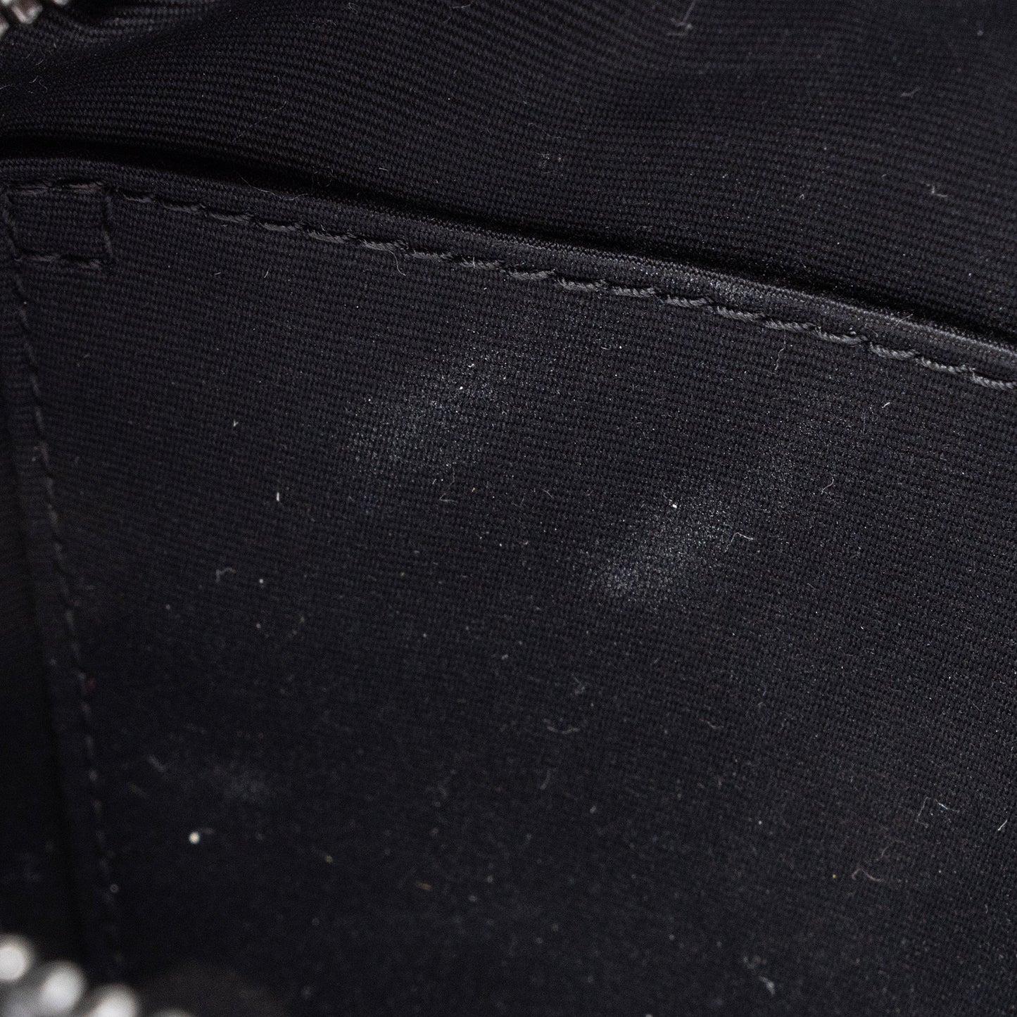Saint Laurent Matelasse Patent Leather Monogram Lou Camera Bag (SHF-23056)