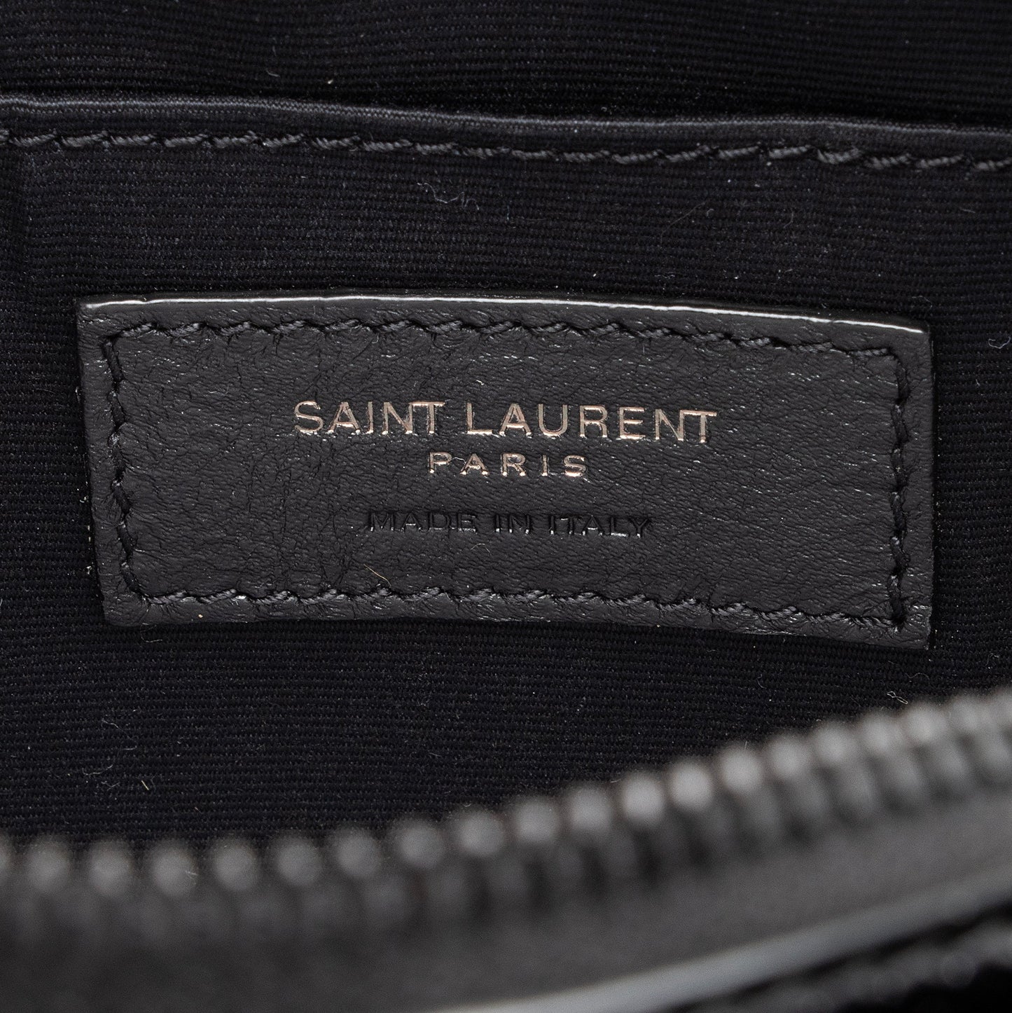 Saint Laurent Matelasse Patent Leather Monogram Lou Camera Bag (SHF-23056)