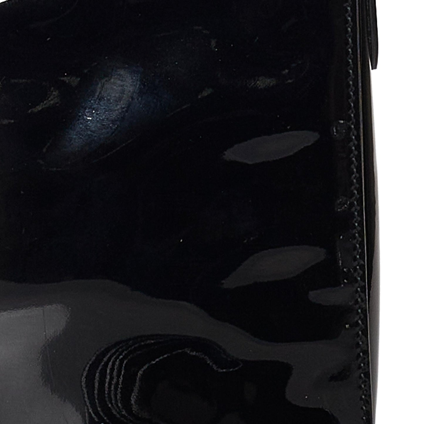 Salvatore Ferragamo Vara Patent Leather Satchel (SHG-9VPUgL)