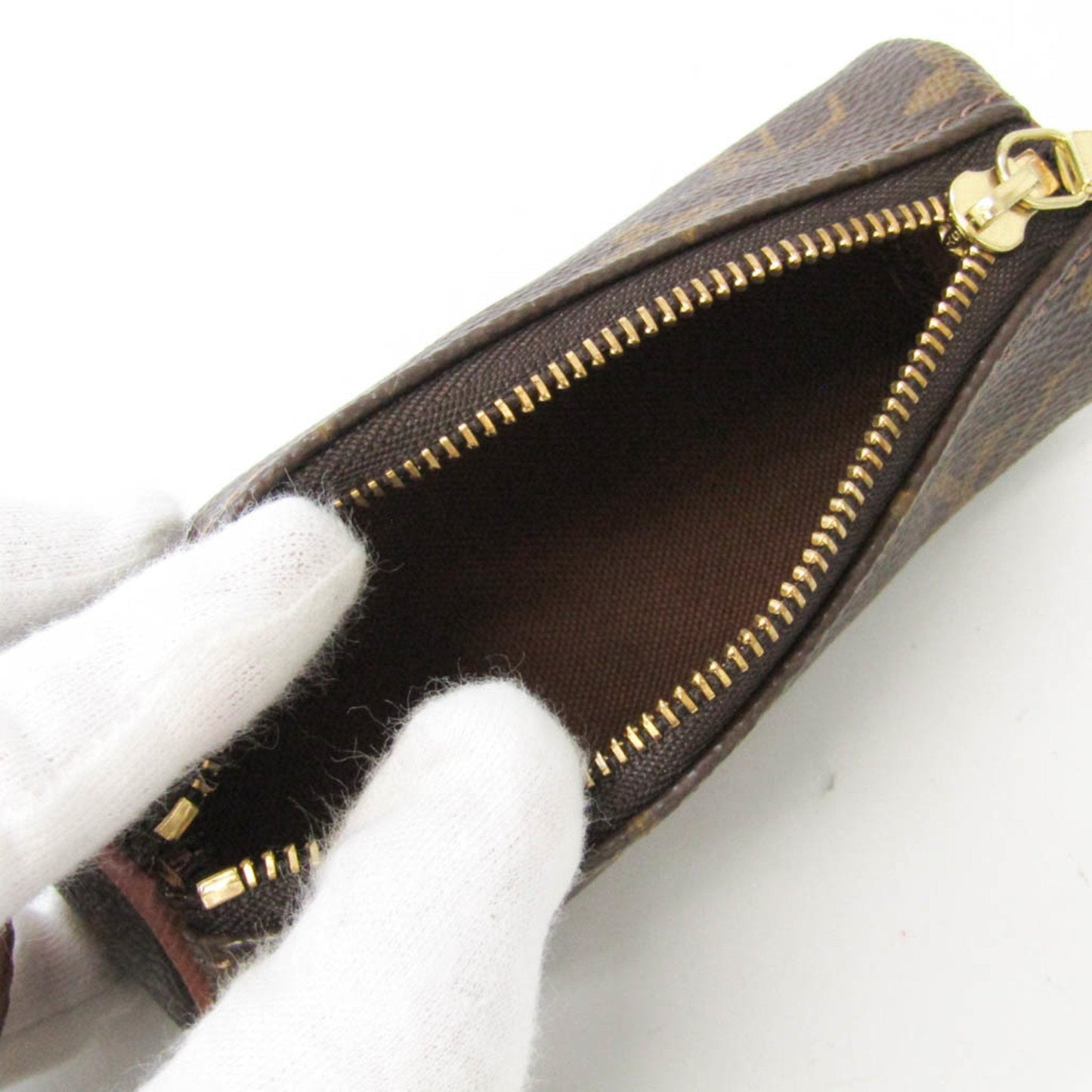 Cylinder Pouch Zipper Closure