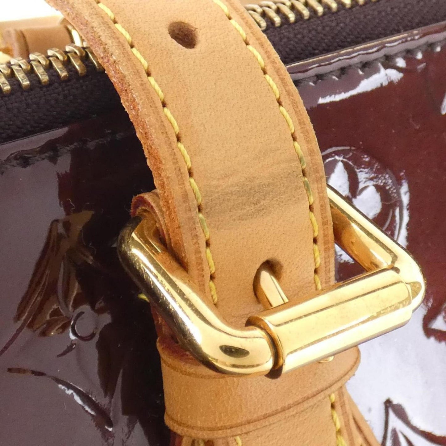 Rosewood Patent Leather Handbag in Good Condition