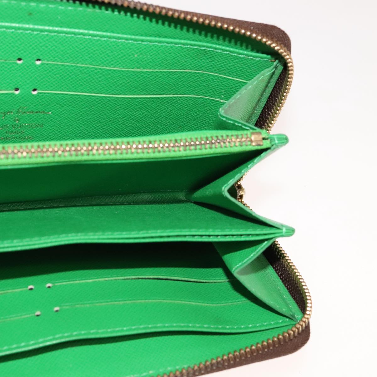 Canvas Zippy Wallet with Dust Bag and Box