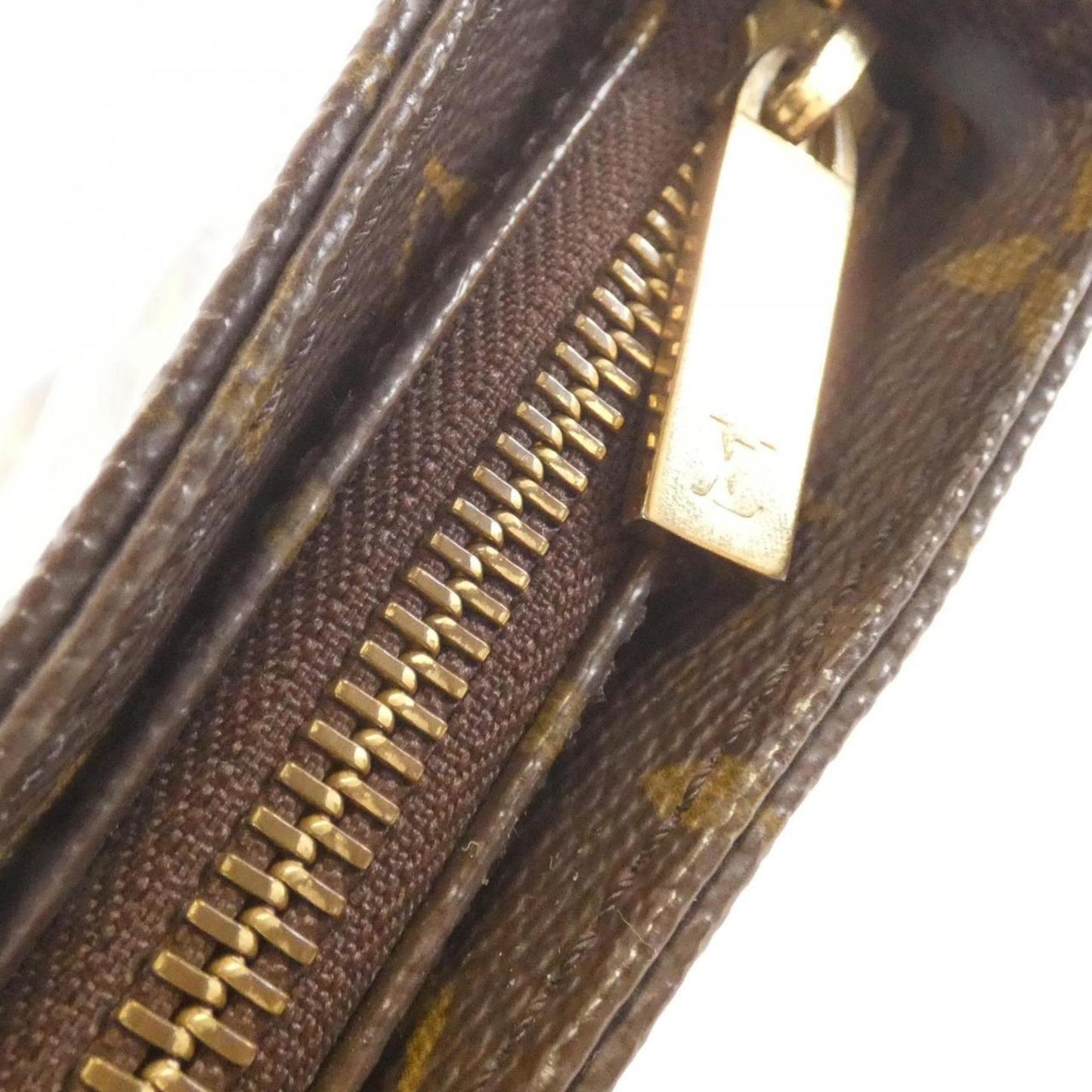 Canvas Looping MM Handbag with Minor Wear