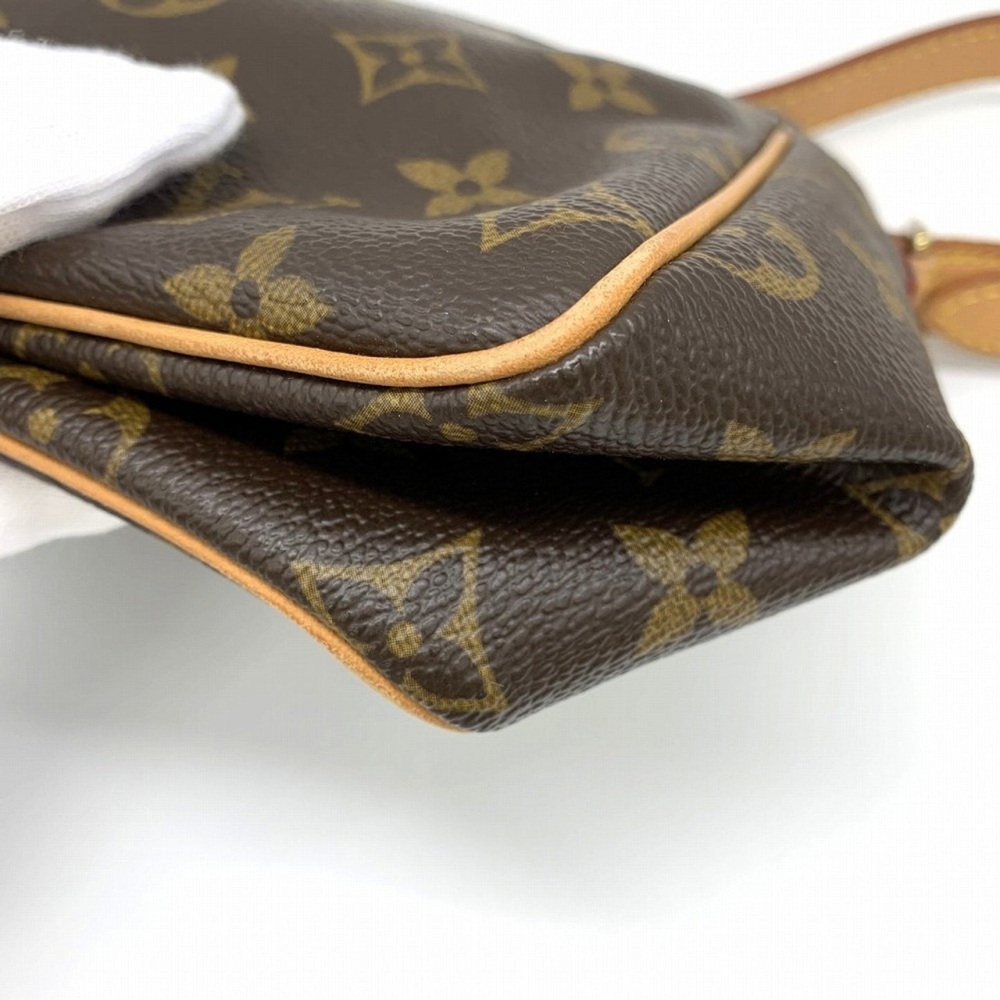 Canvas Luxury Designer Handbag in Good Condition