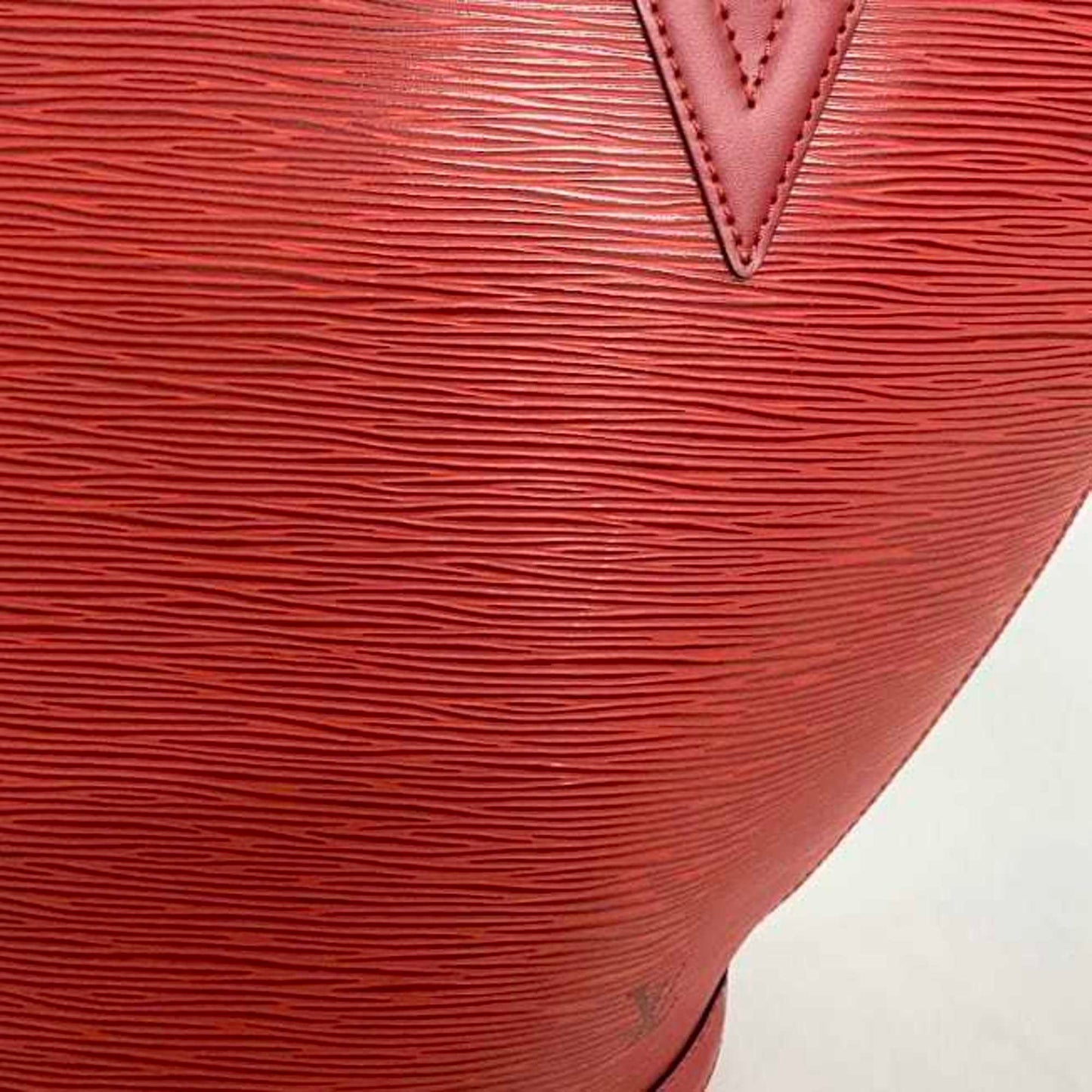 Luxurious Leather Tote Bag in Excellent Condition