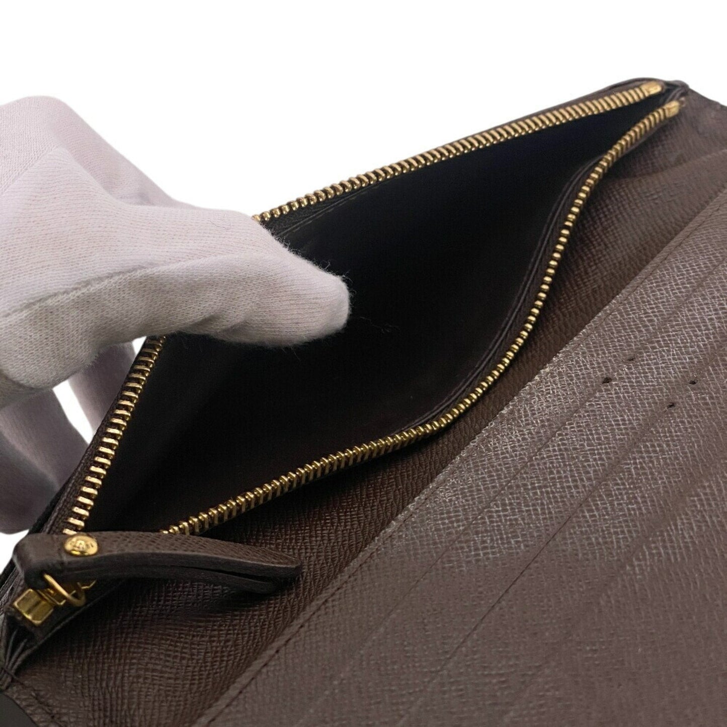 Luxury Canvas Wallet in Good Condition