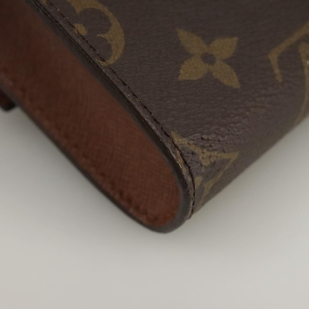 Canvas Shoulder Bag with Storage Smell and Scratches