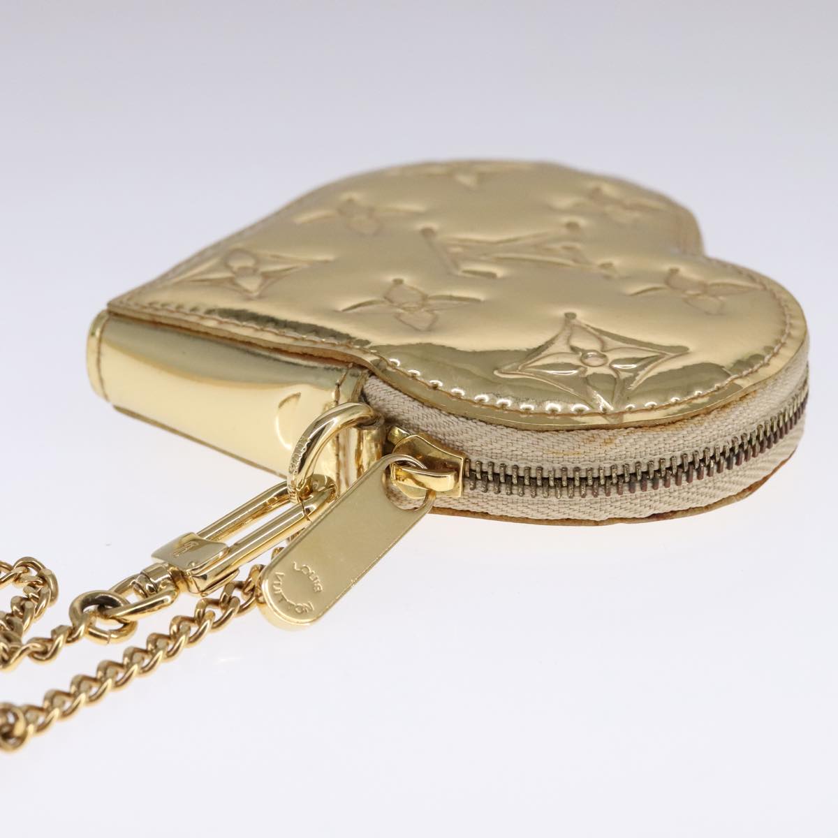 Heart-Shaped Patent Leather Coin Purse with Dust Bag and Item Box