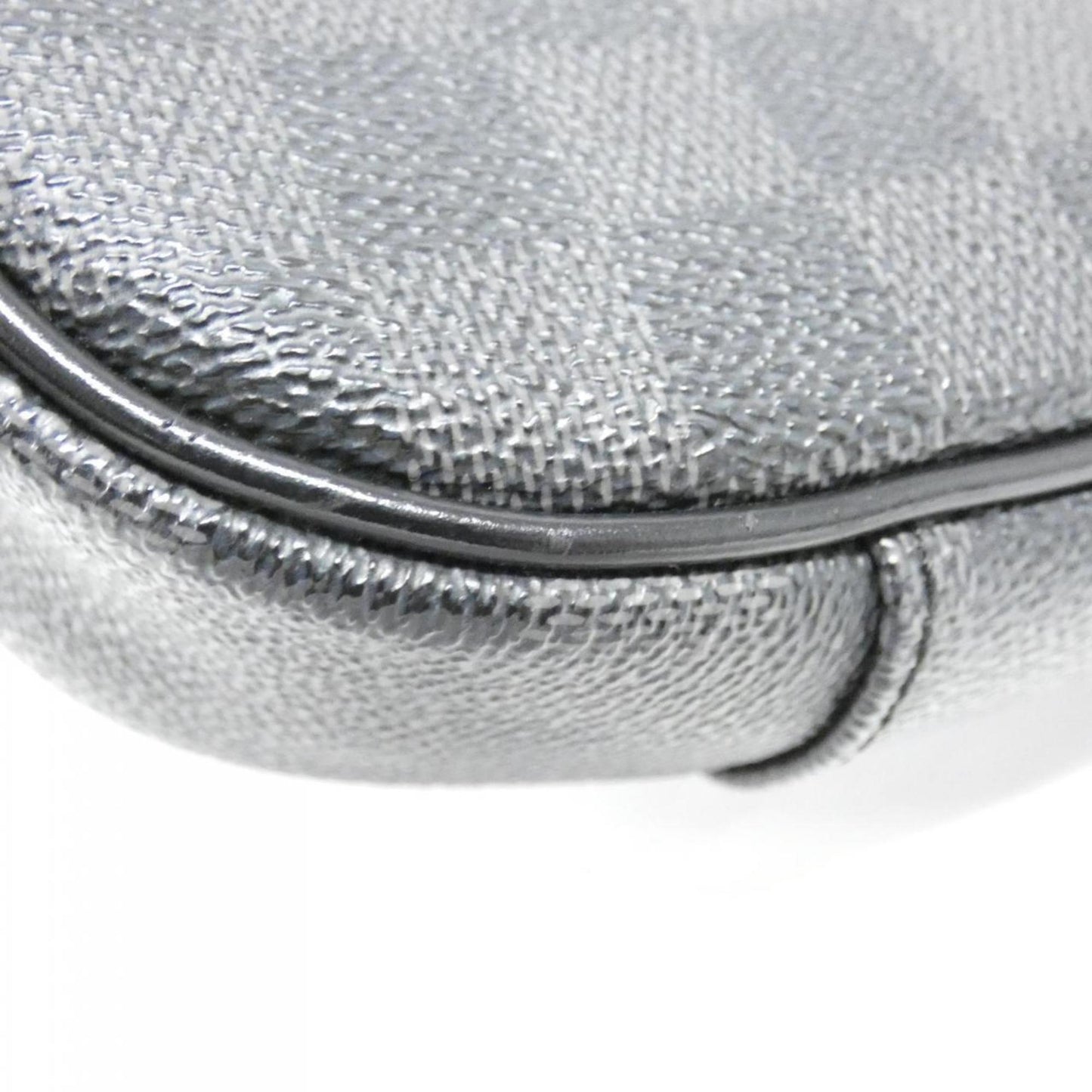 Toiletry Pouch 26 Damier Graphite Canvas