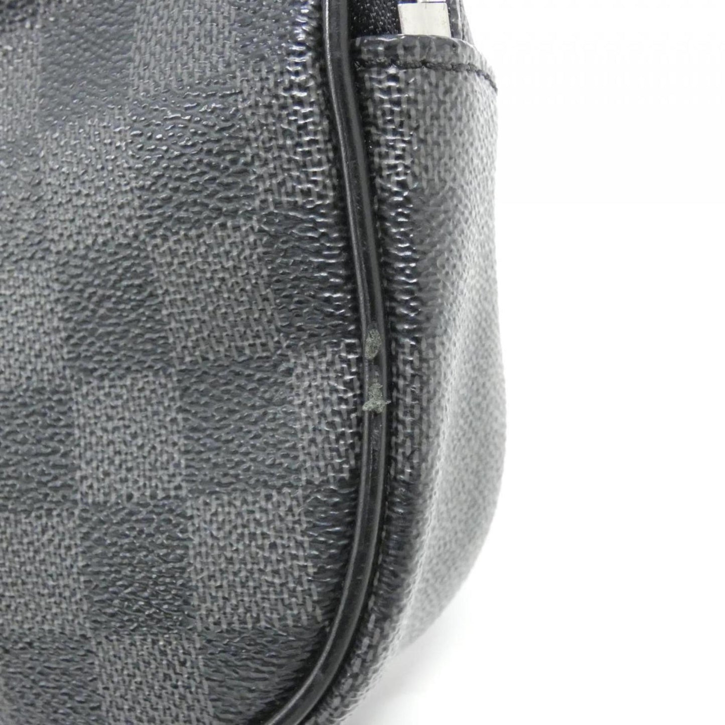 Toiletry Pouch 26 Damier Graphite Canvas