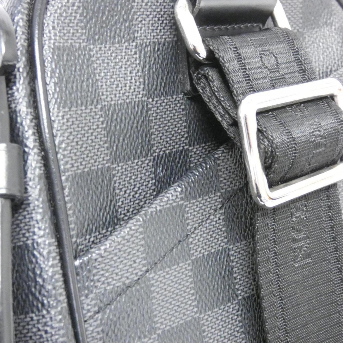 Toiletry Pouch 26 Damier Graphite Canvas