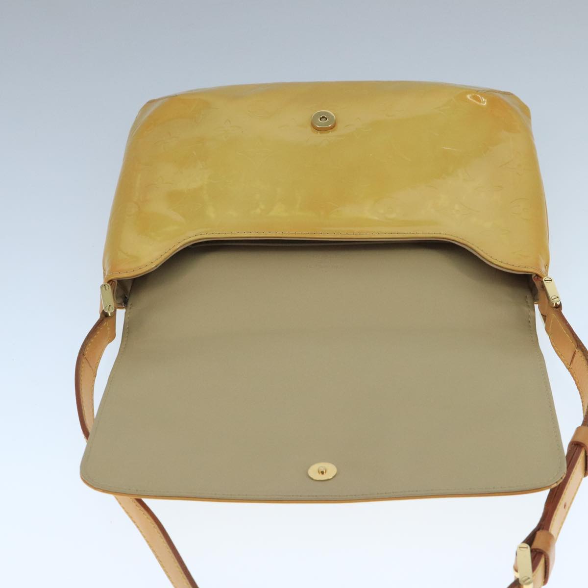 Monogram Vernis Manhattan GM Shoulder Bag