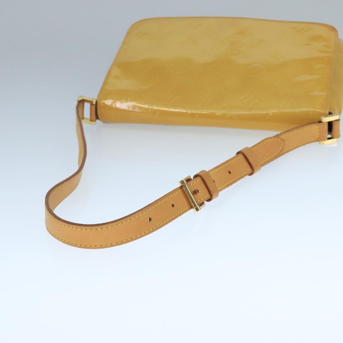 Monogram Vernis Manhattan GM Shoulder Bag