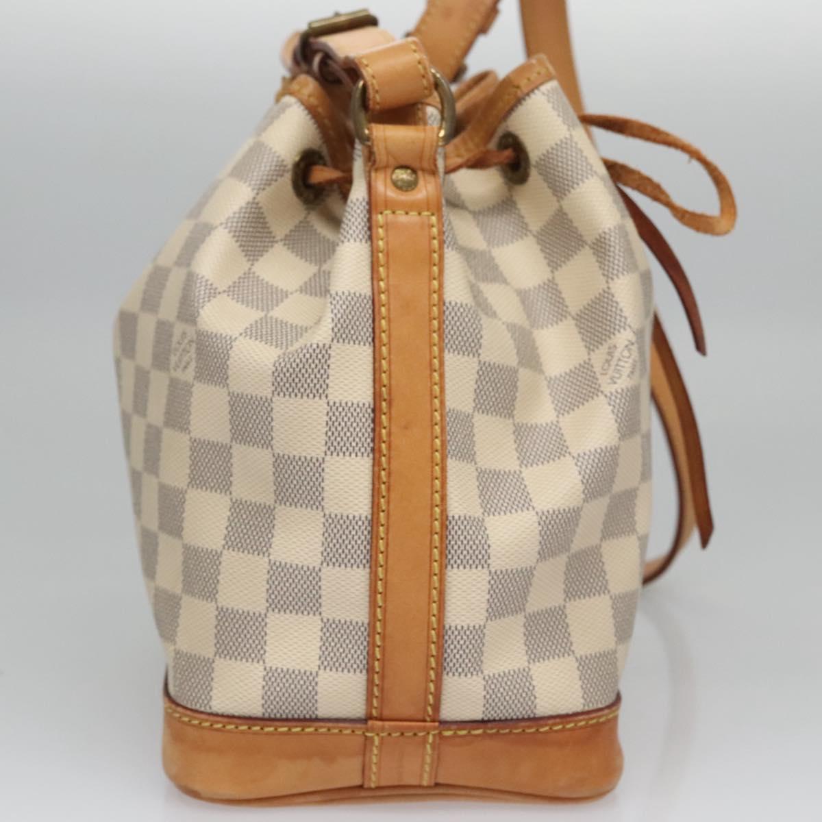 Noe Bucket Bag Drawstring Closure