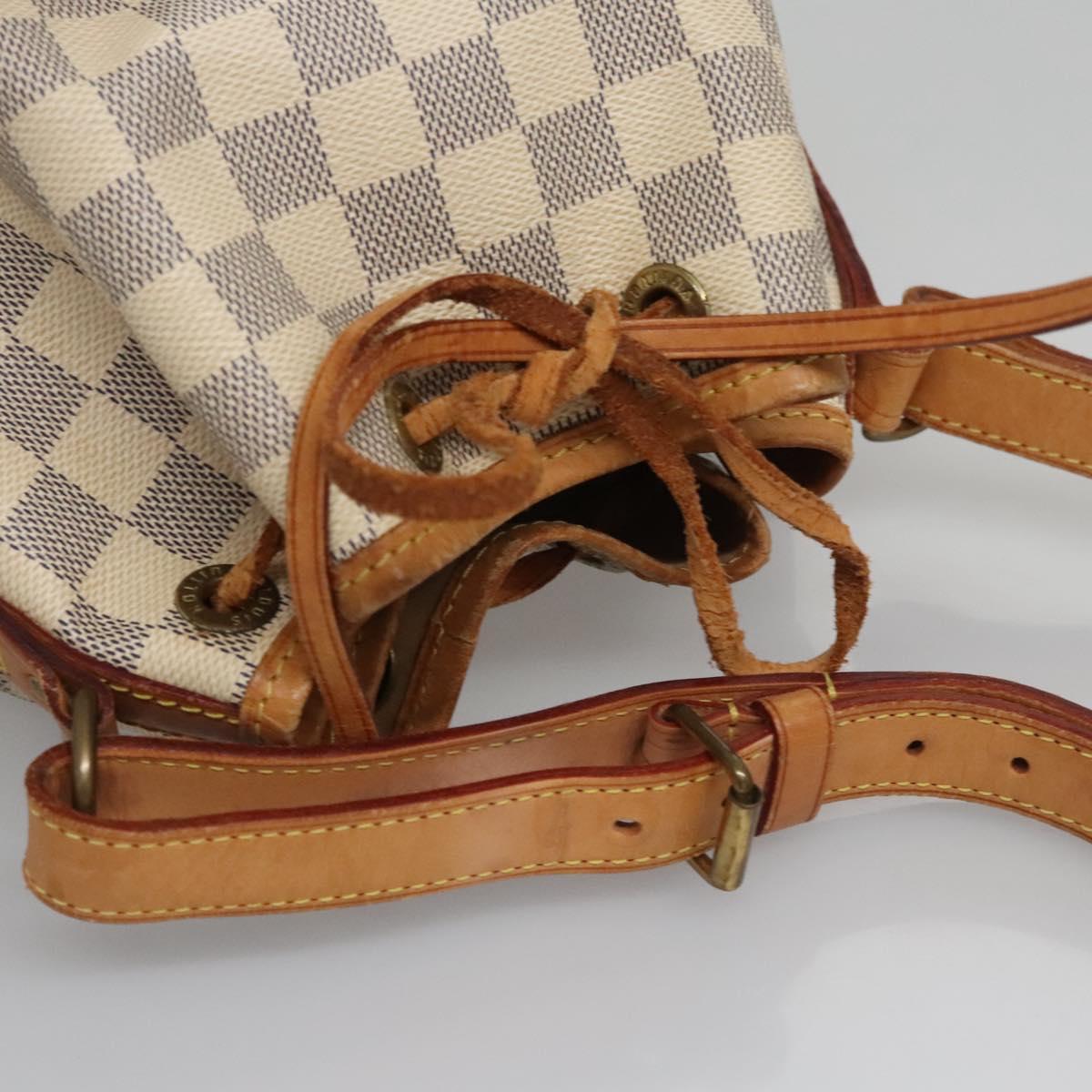 Noe Bucket Bag Drawstring Closure
