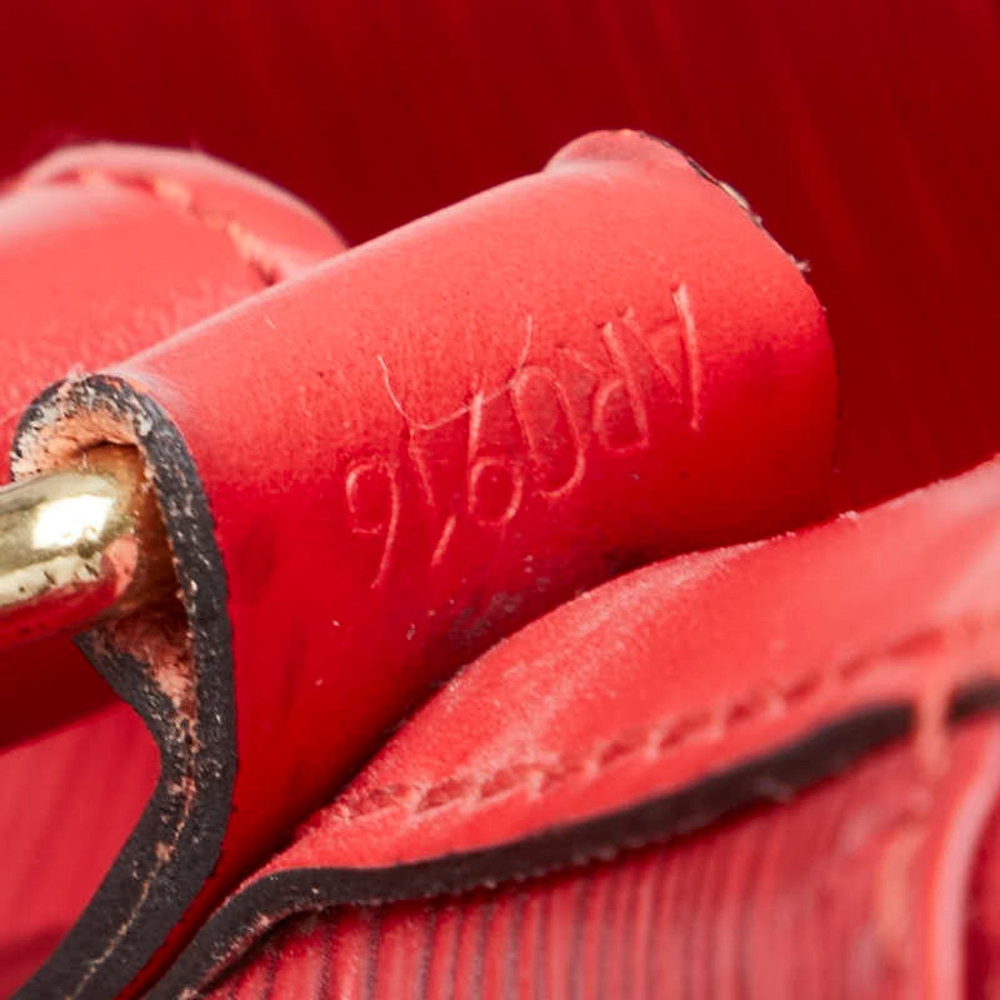 Petit Noe Leather Bucket Bag