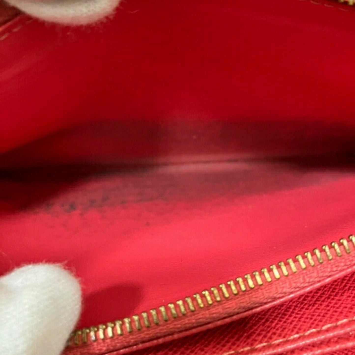 Luxurious Canvas Zippy Wallet with Box and Dust Bag
